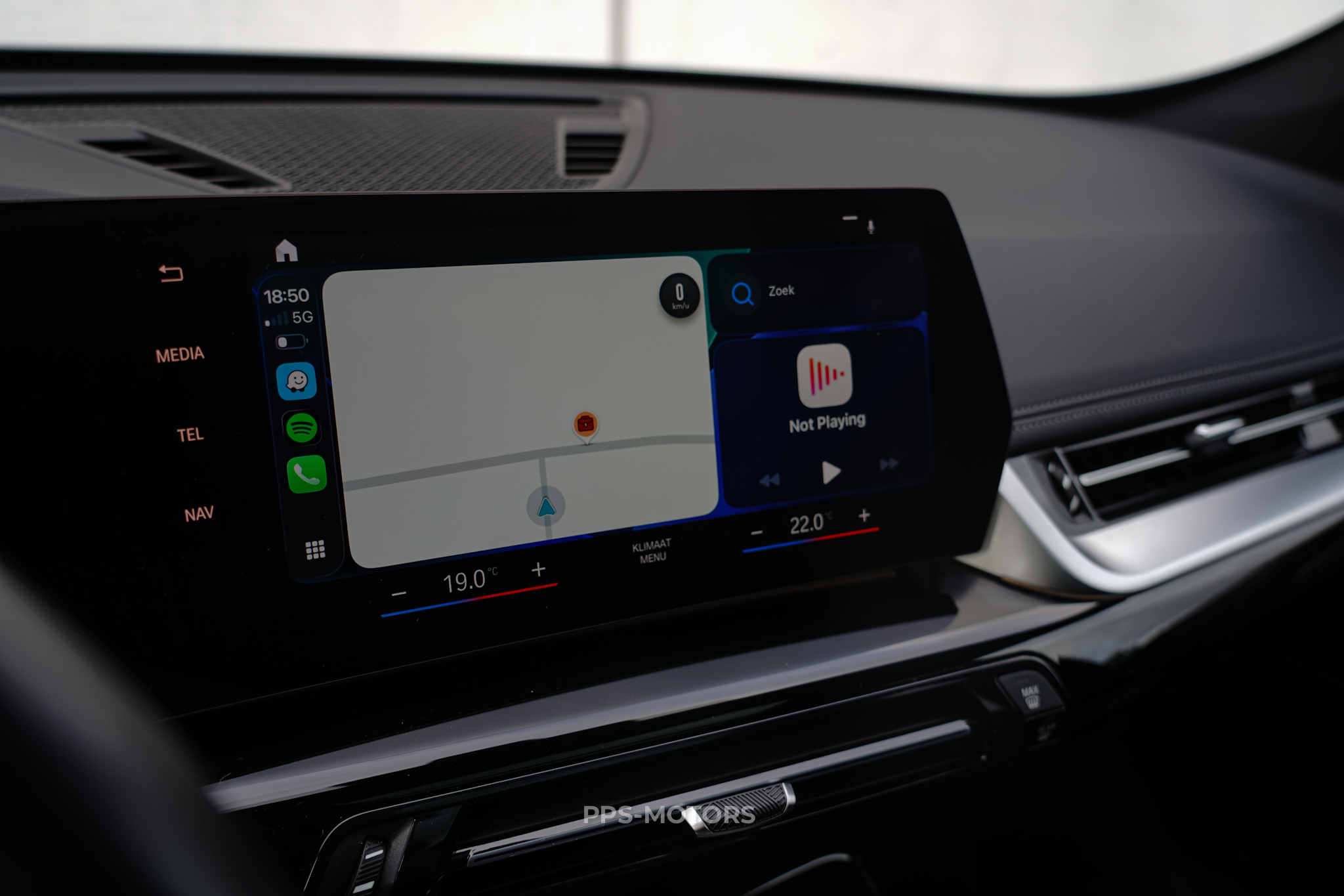 BMW iX1 30e xDrive photo 29