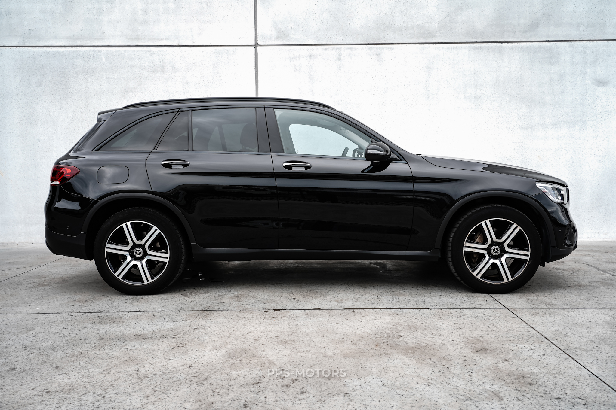 Mercedes Benz GLC 200 4-MATIC photo 12