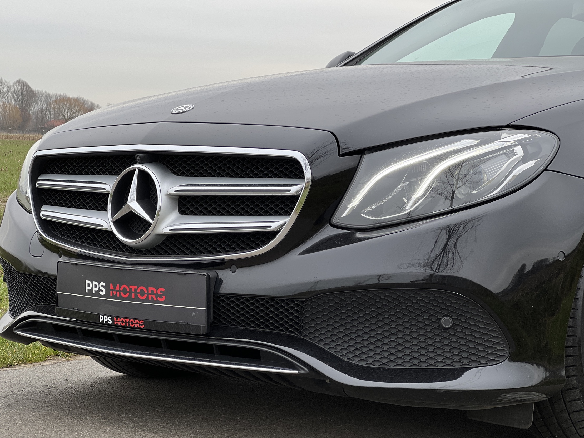 Mercedes Benz E220 BERLINE AVANTGARDE photo 3