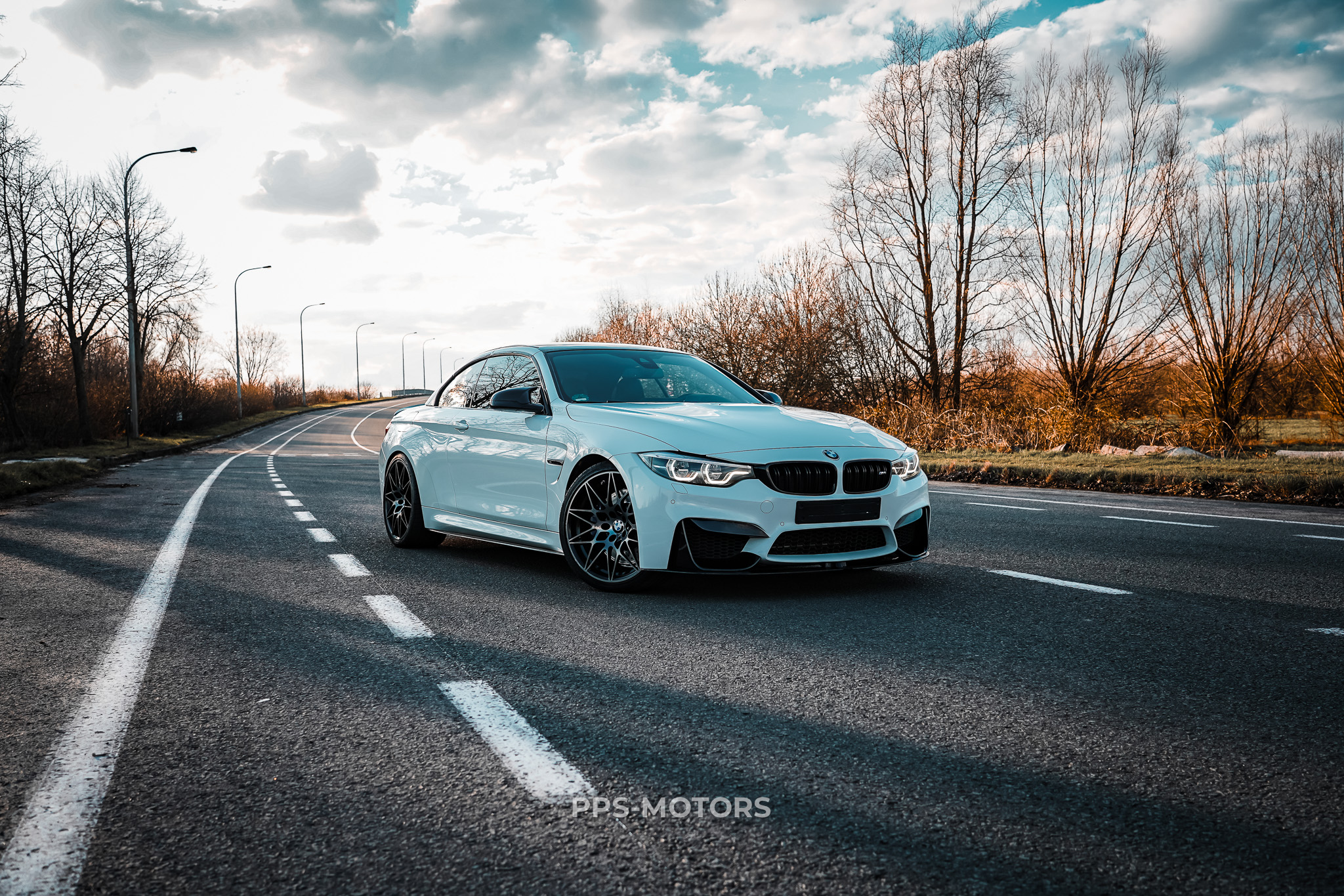 BMW M4 3.0 CABRIO INDIVIDUAL PACK photo 45