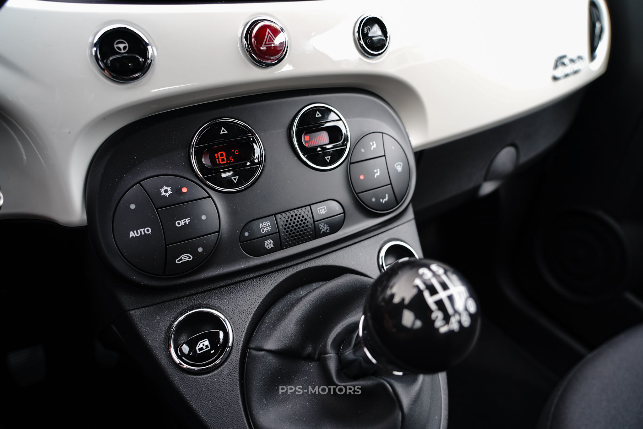 Fiat 500C photo 13