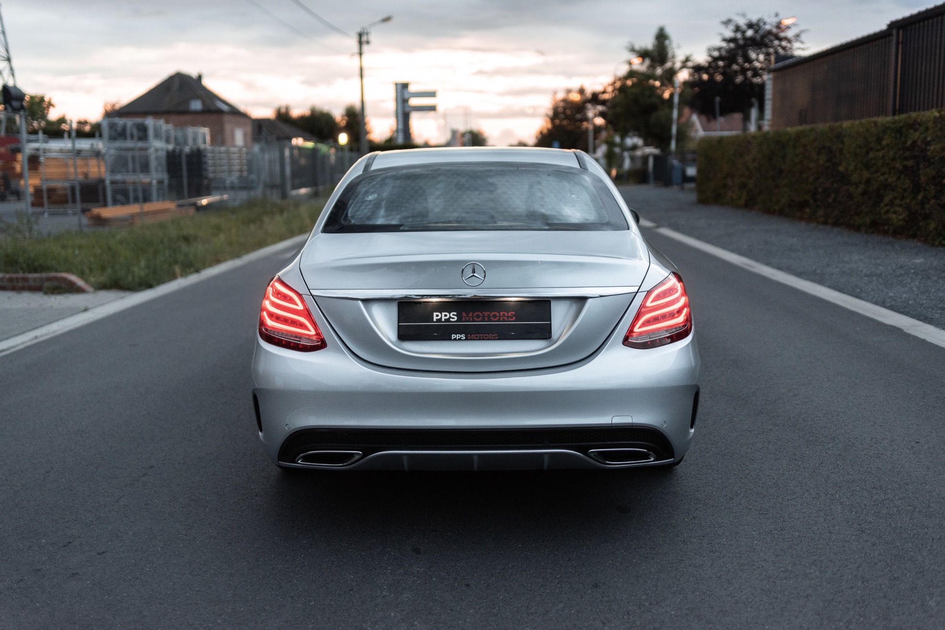 Mercedes Benz C180 BLUETEC AMG-LINE photo 9