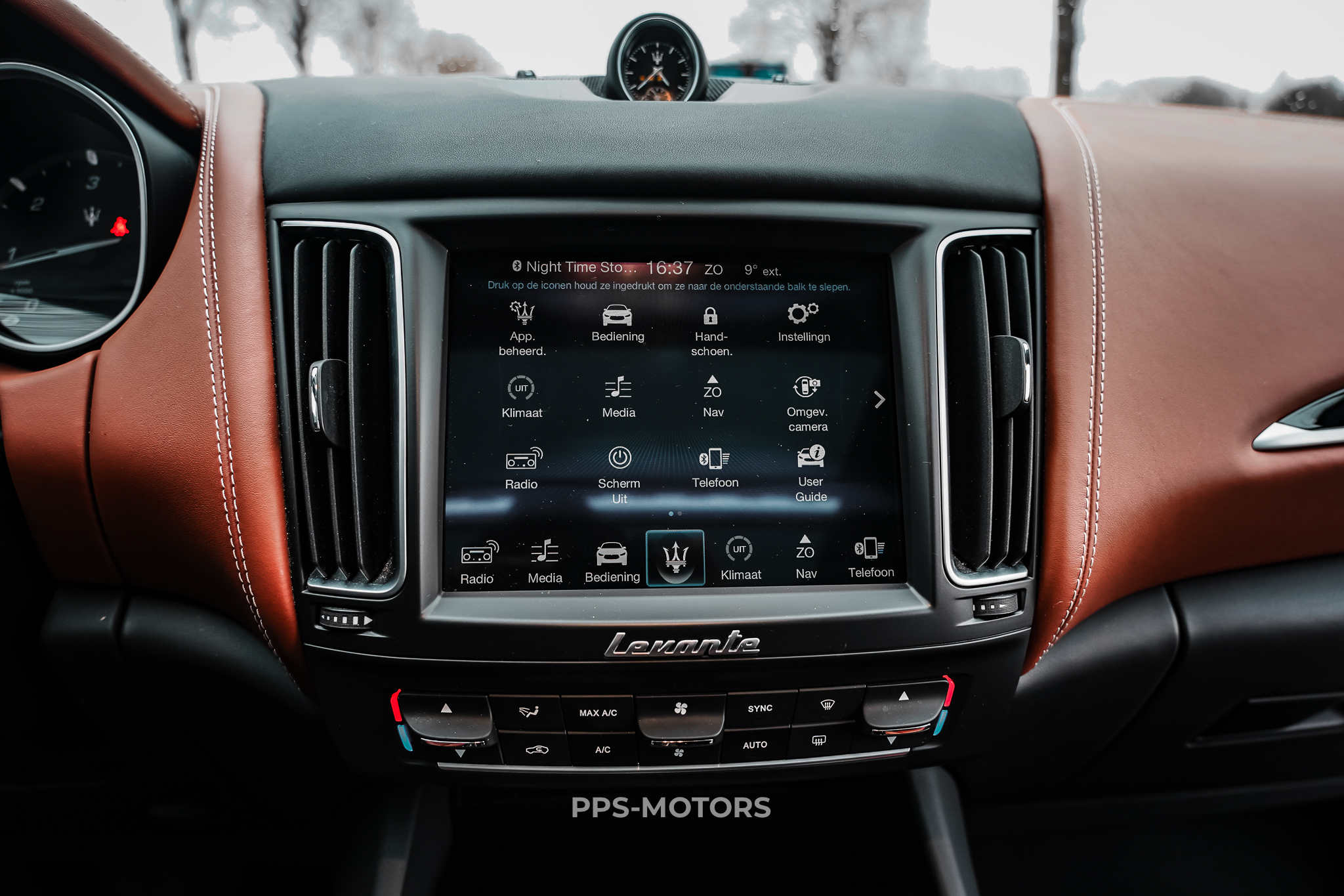 Maserati LEVANTE 3.0 V6 TURBO GRANLUSSO photo 41