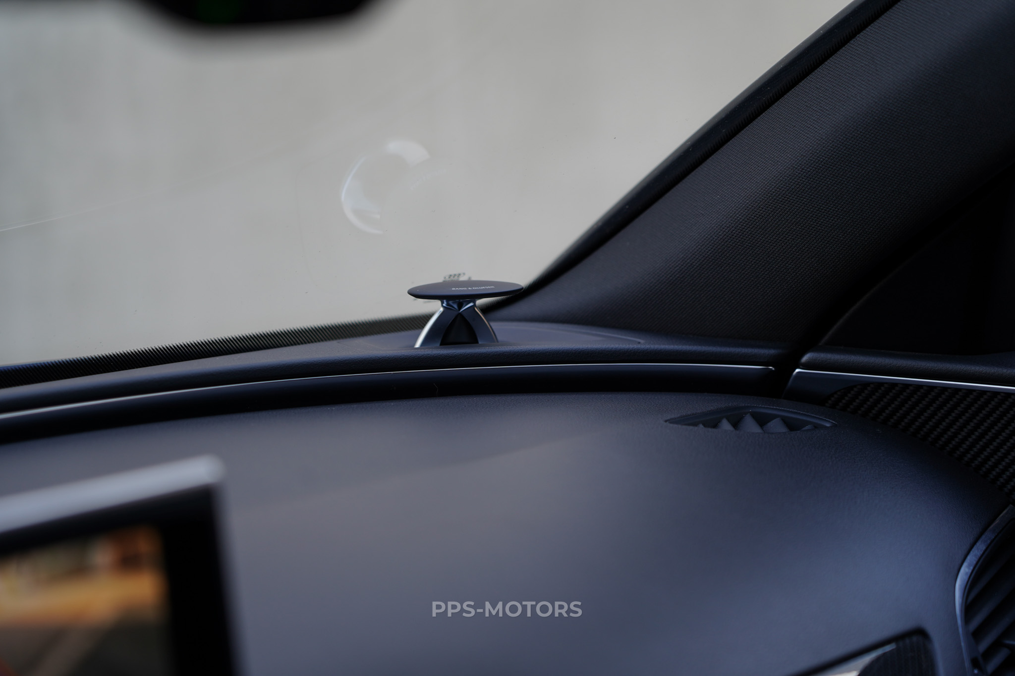 Audi RS6 4.0 TFSI BITURBO QUATTRO photo 11