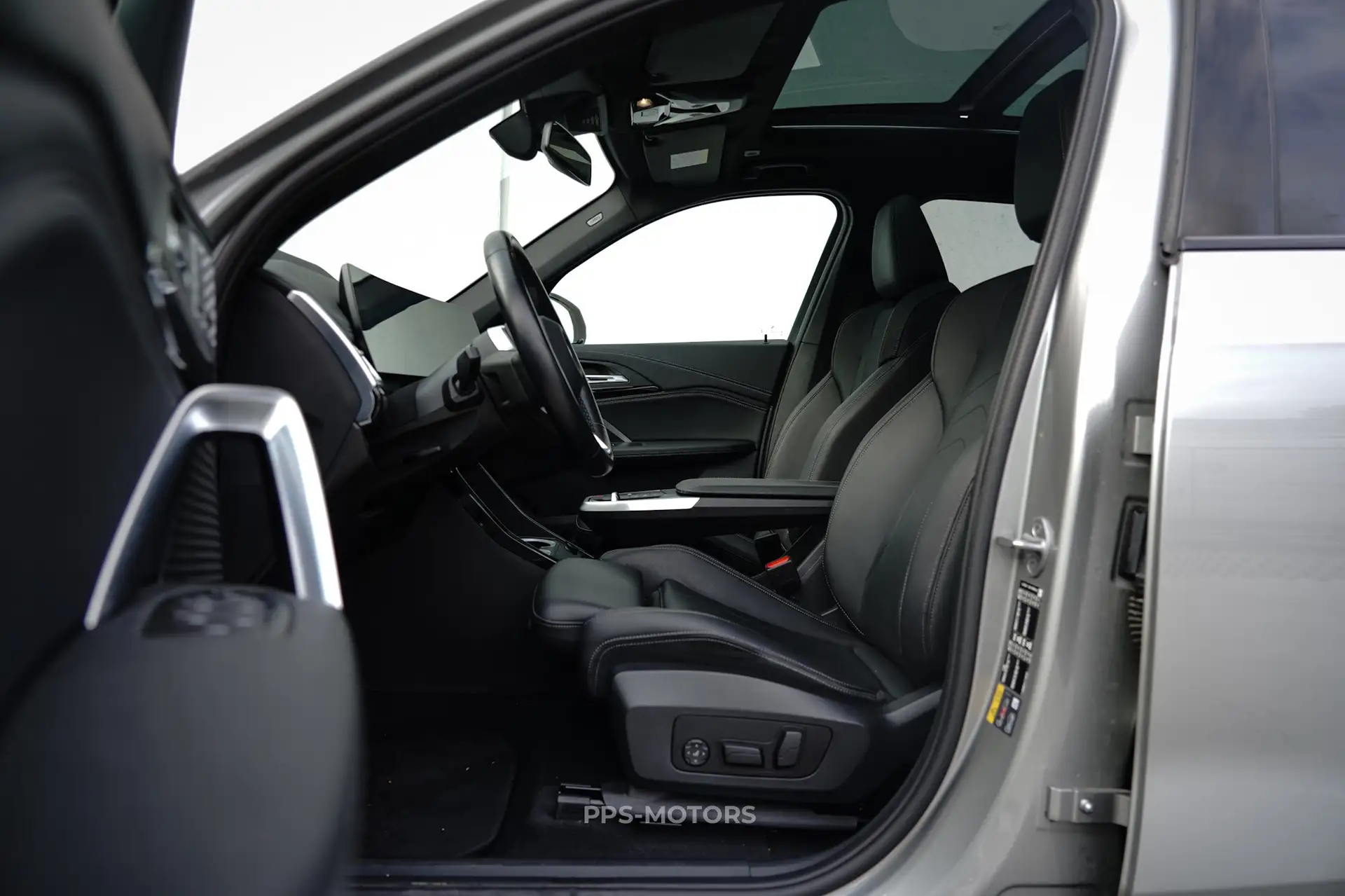 BMW iX1 66.5 kWh xDrive30 FULL OPTION foto 9