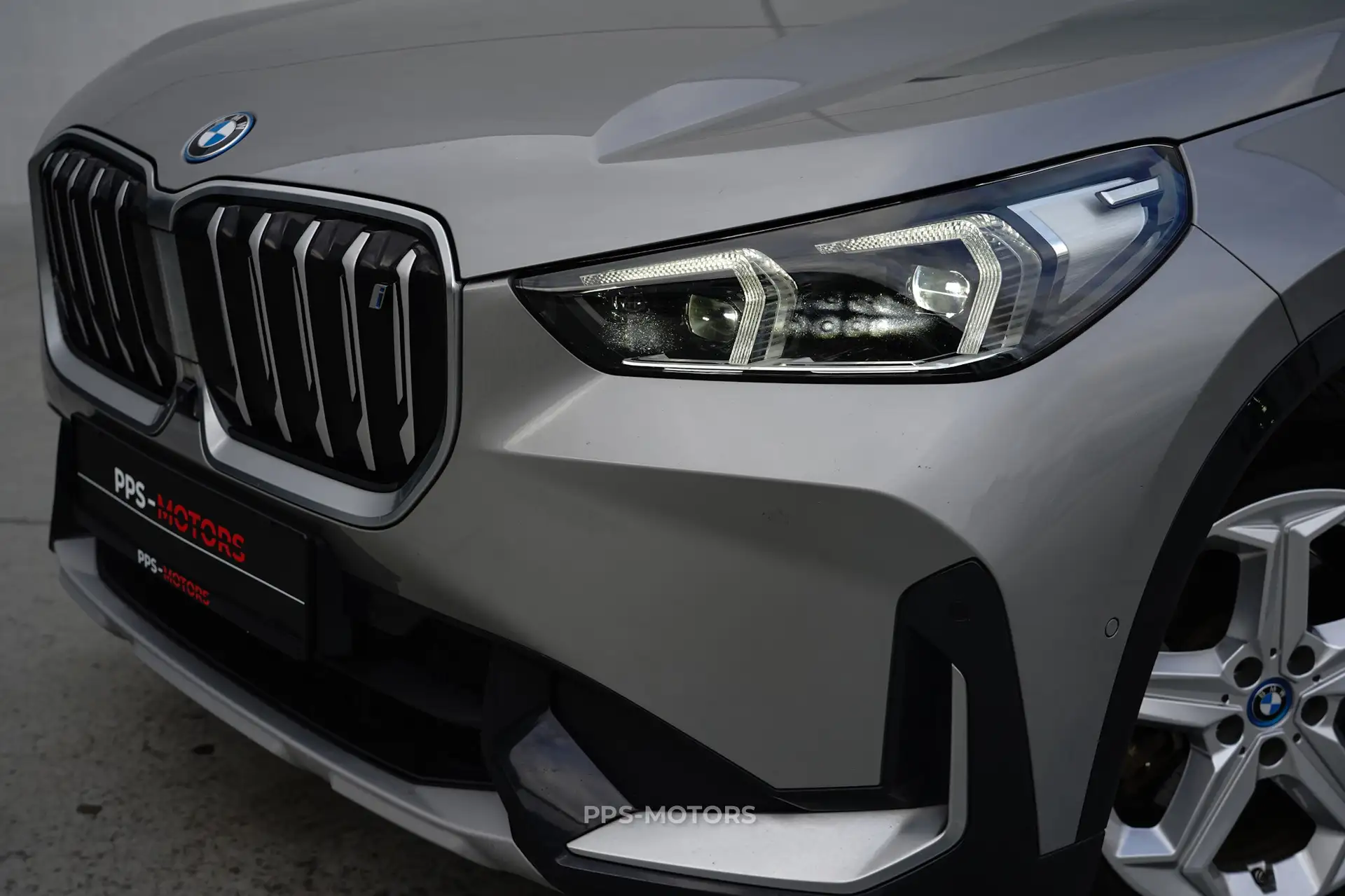 BMW iX1 66.5 kWh xDrive30 FULL OPTION foto 18