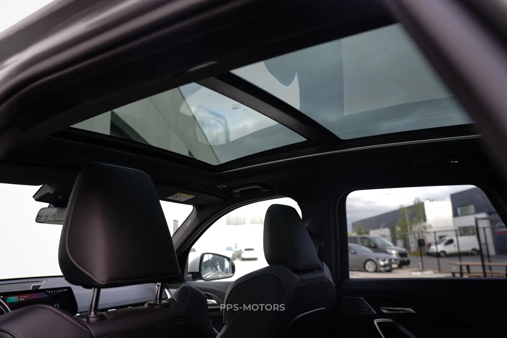 BMW iX1 66.5 kWh xDrive30 FULL OPTION foto 26