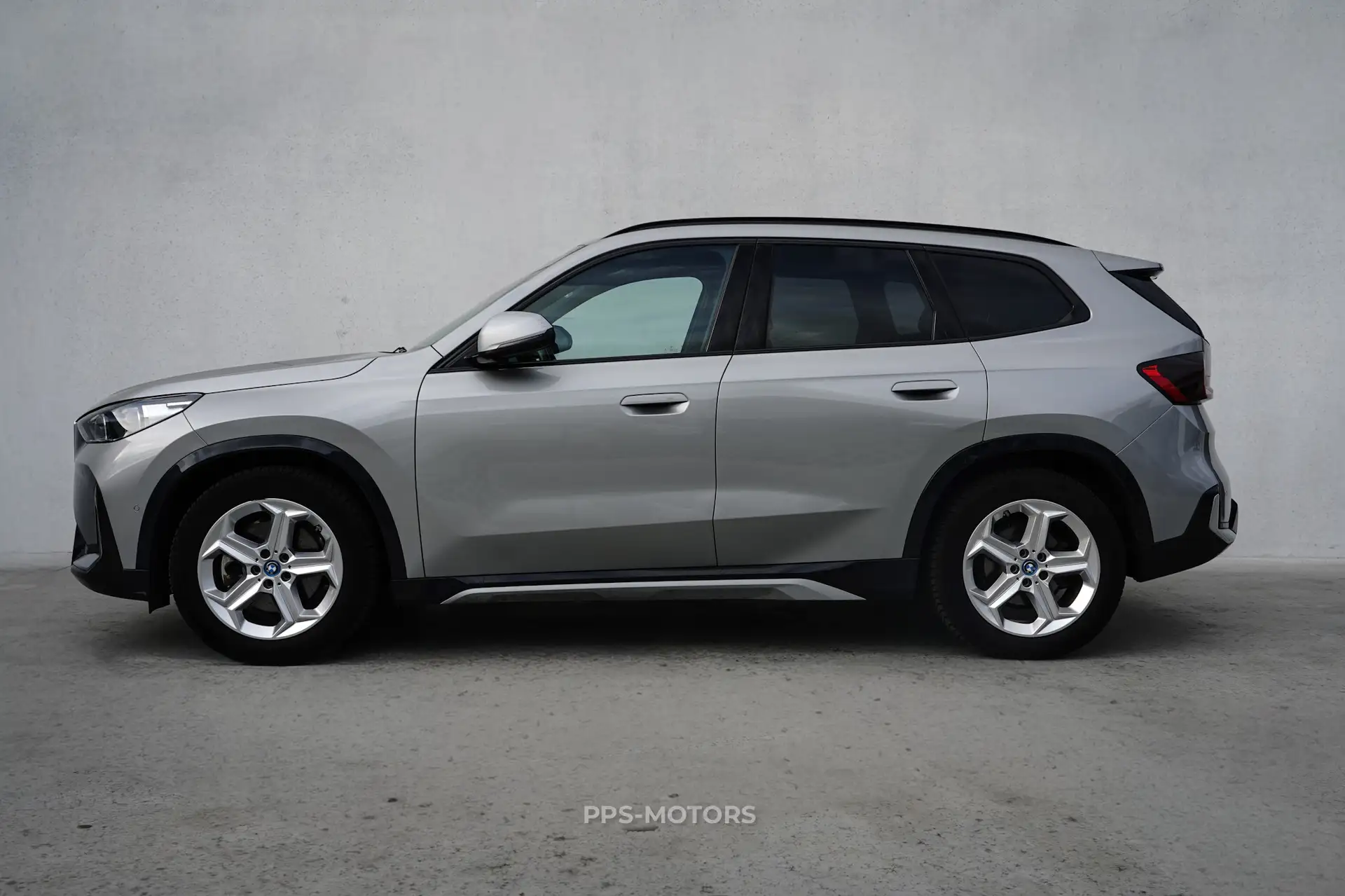 BMW iX1 66.5 kWh xDrive30 FULL OPTION foto 4