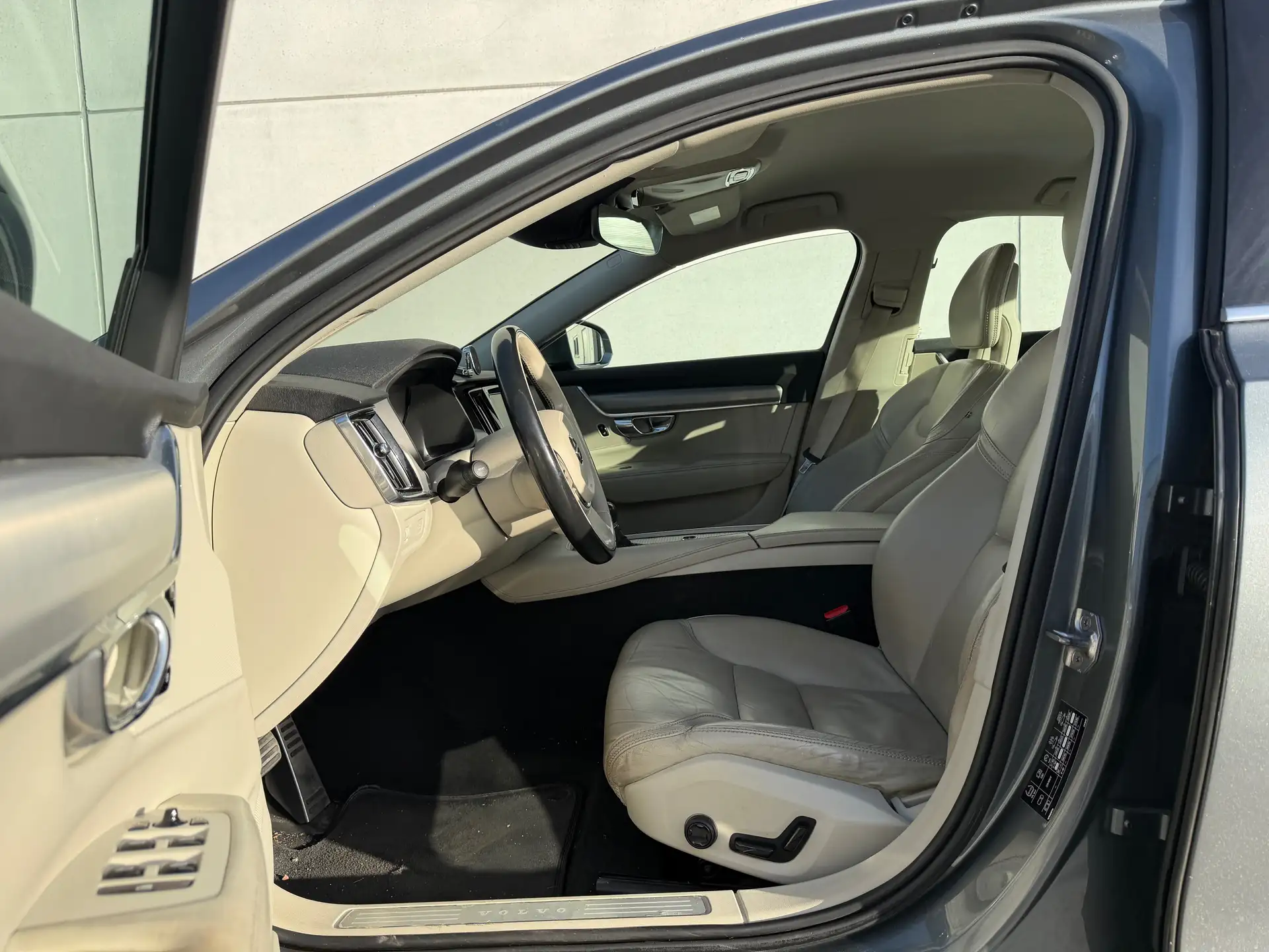Volvo S90 2.0 D4 Inscription Geartronic foto 5