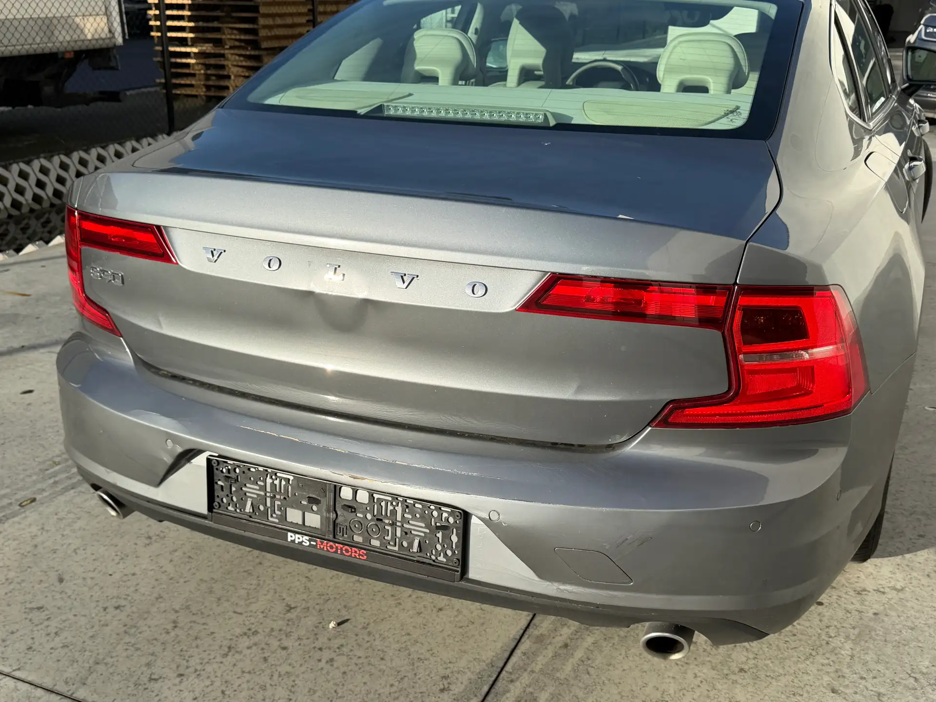 Volvo S90 2.0 D4 Inscription Geartronic foto 3