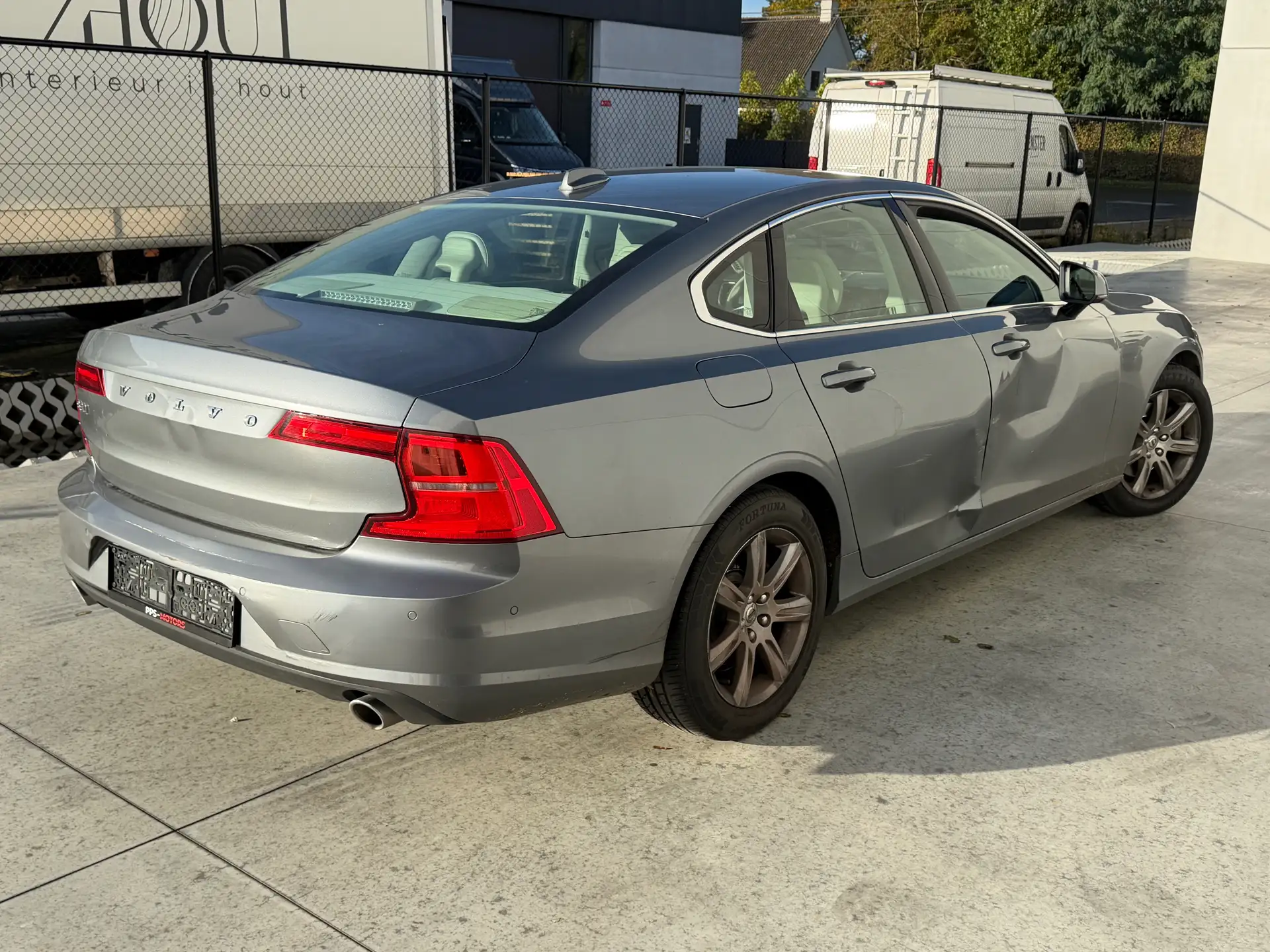 Volvo S90 2.0 D4 Inscription Geartronic foto 2