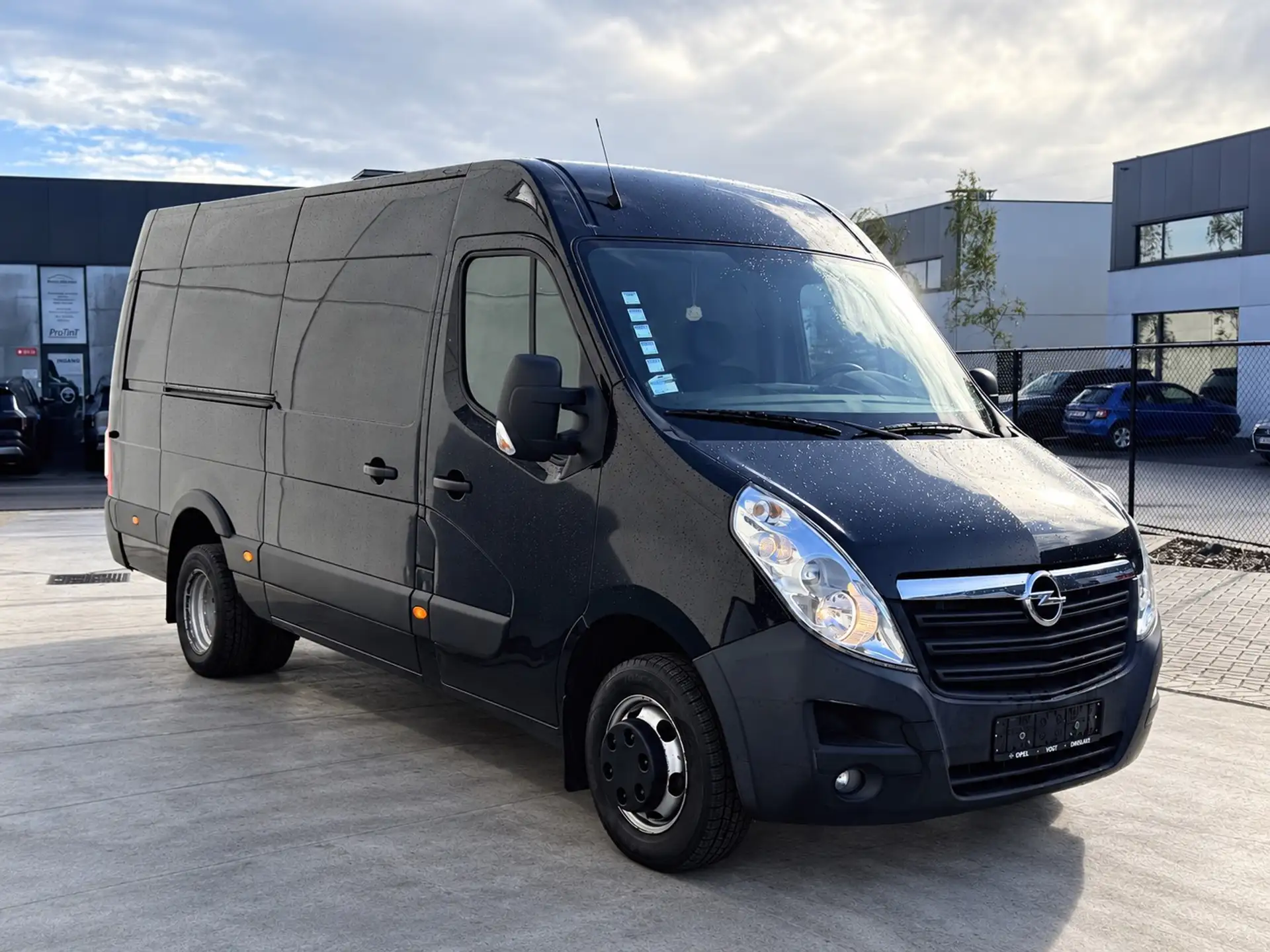 Opel Movano 2.3 CDTi L3H2 BiTurbo ecoFLEX photo 6
