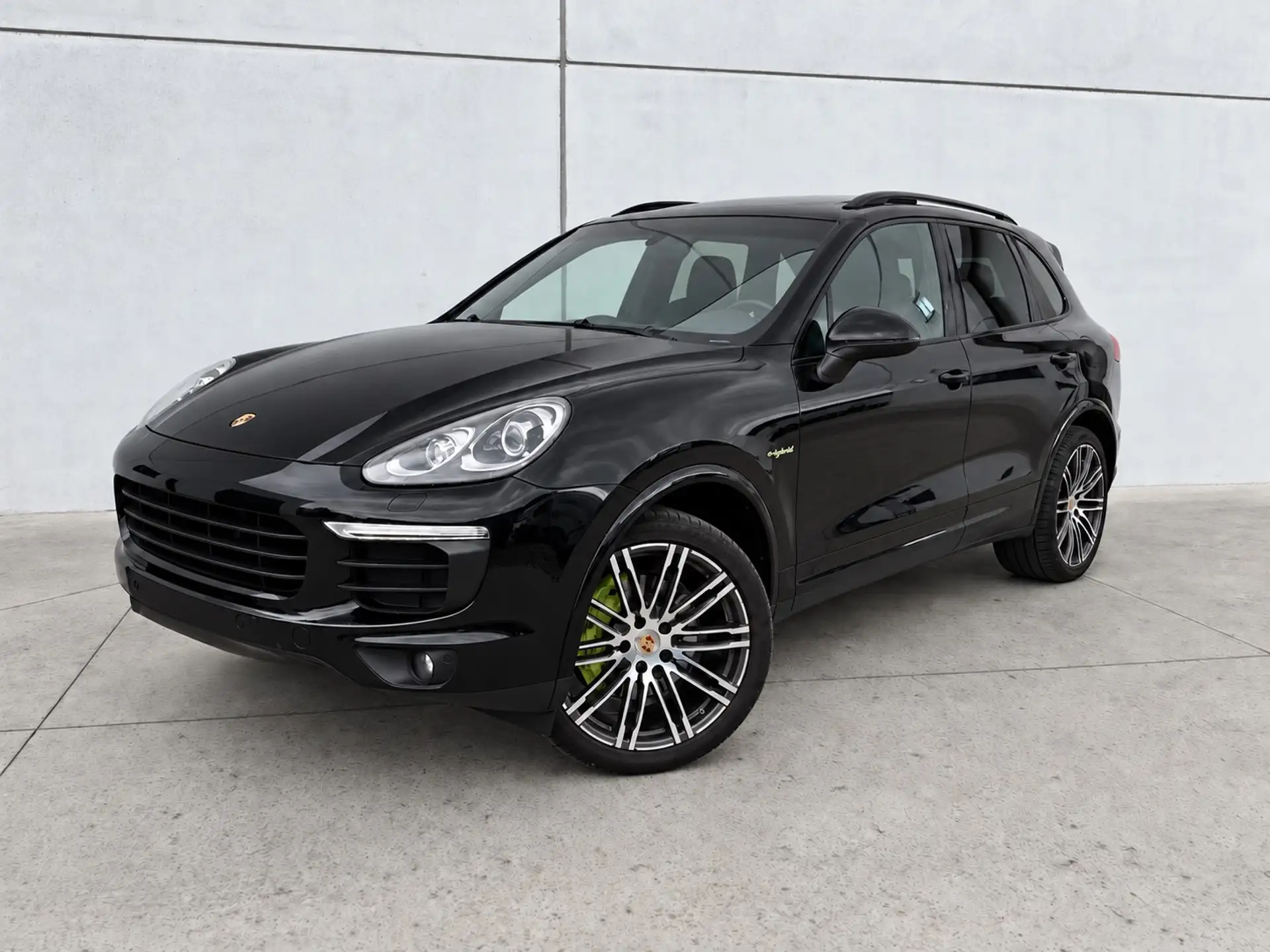 Porsche Cayenne 3.0i V6 Hybrid Tiptronic S