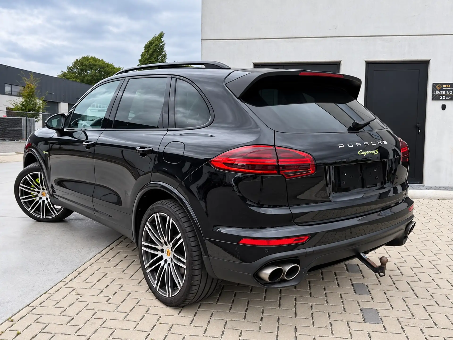Porsche Cayenne 3.0i V6 Hybrid Tiptronic S photo 5