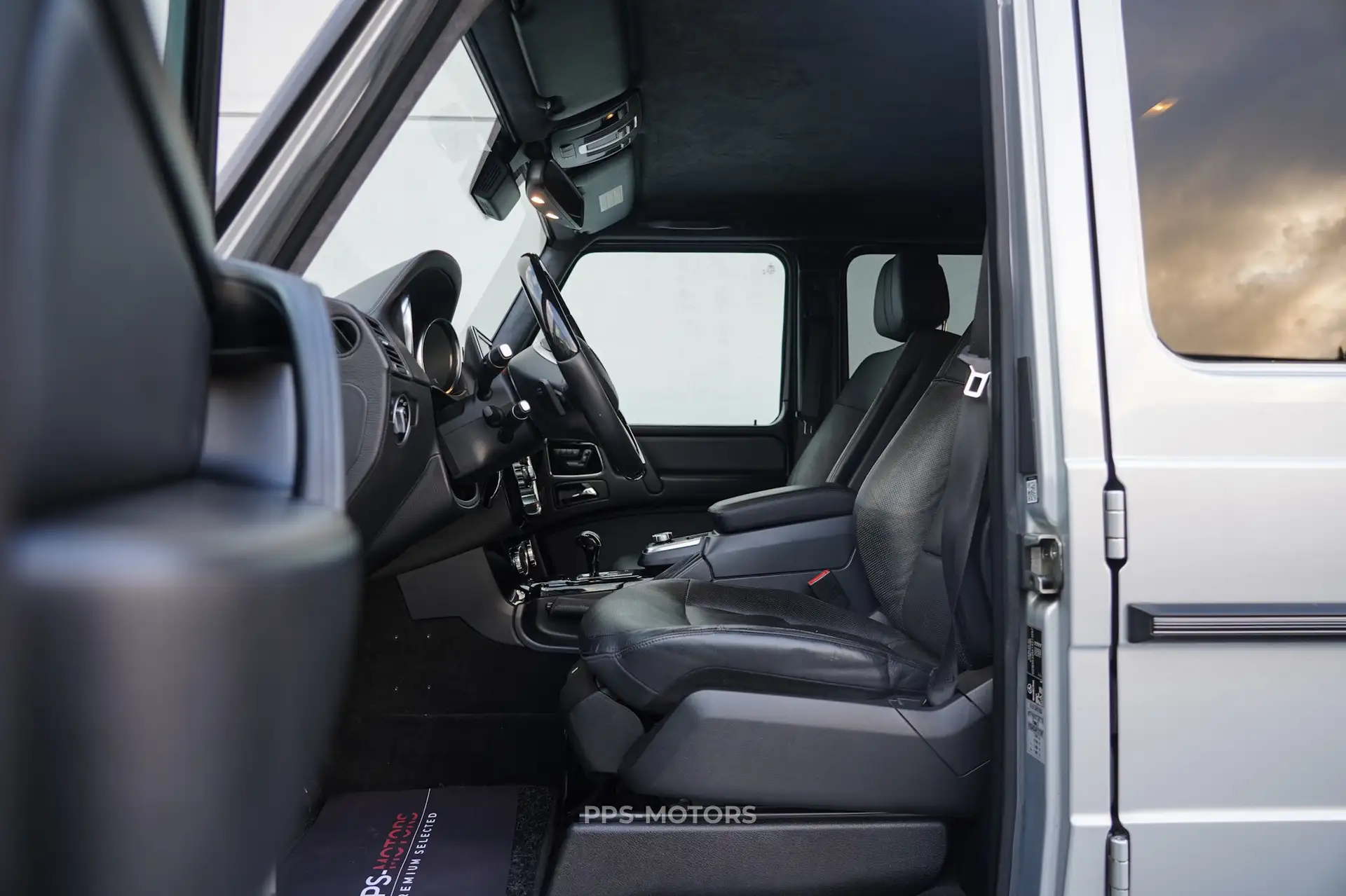 Mercedes Benz G 350 CDI BlueTEC photo 10
