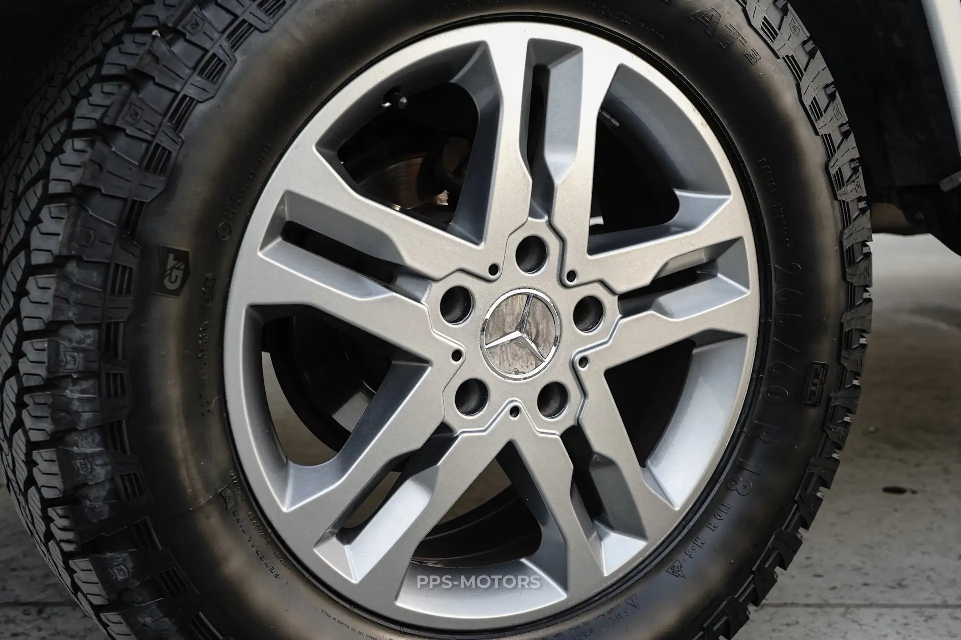 Mercedes Benz G 350 CDI BlueTEC photo 23