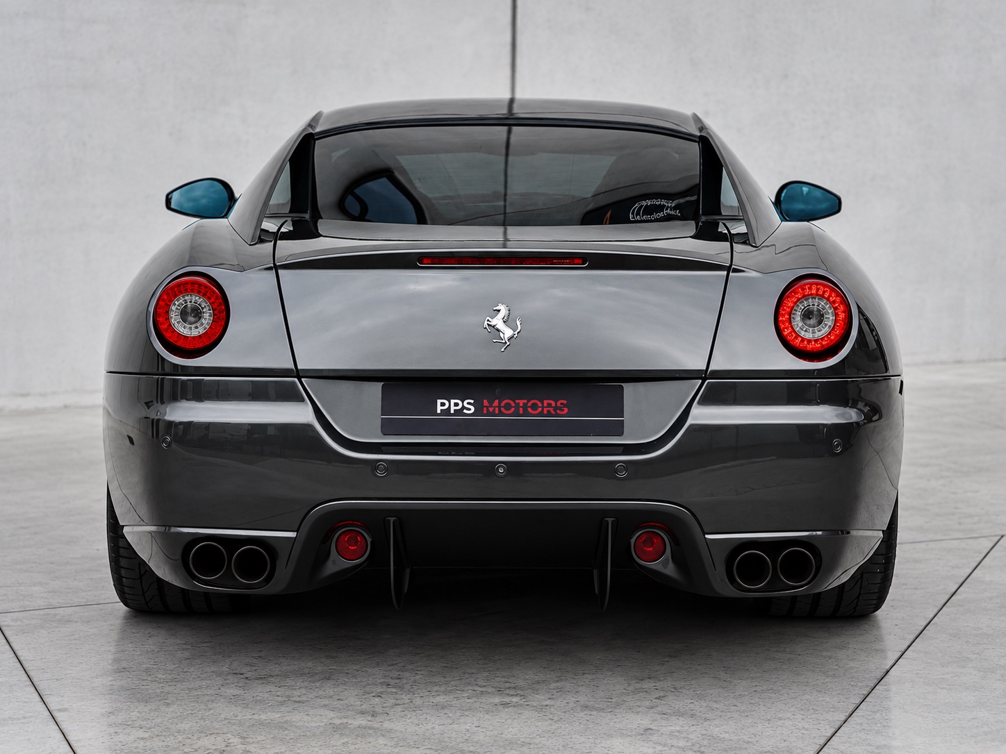 Ferrari 599 photo 3