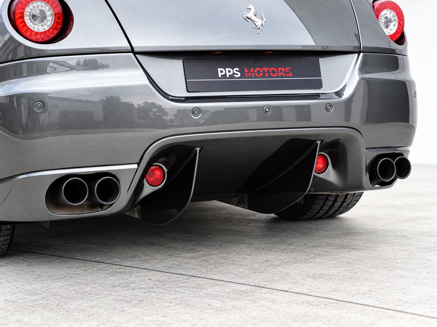 Ferrari 599 photo 7